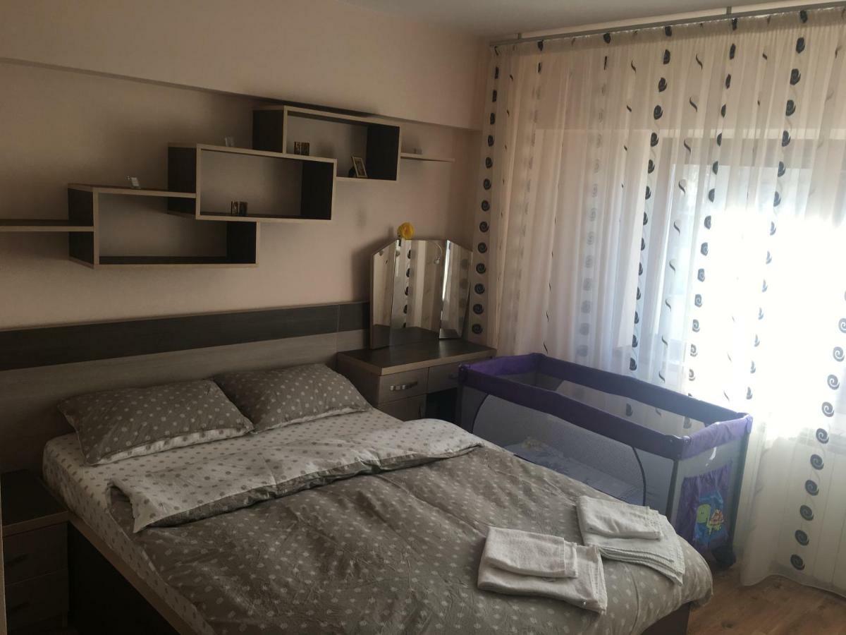 Apartament Antonia Apartment Tirgu Ocna Ngoại thất bức ảnh